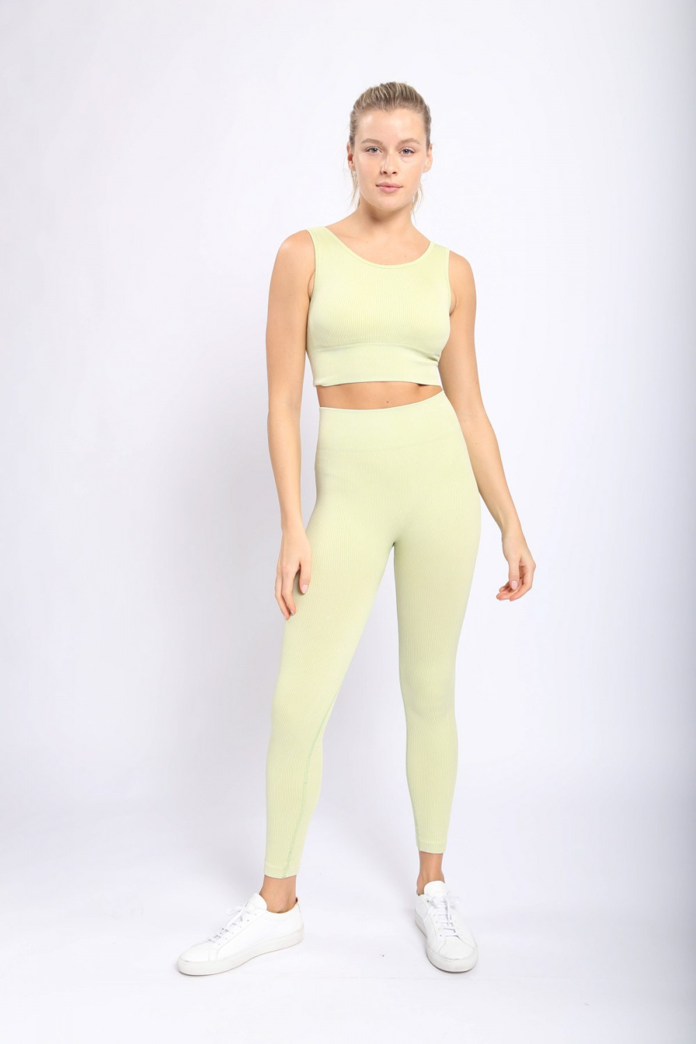 Carolyne Ribbed Cut-out Back Mineral Wash Seamless Hybrid Sports Bra